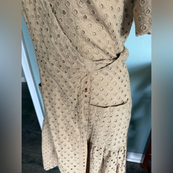 Diane Von Furstenberg DVF Bellette Cotton Midi Eyelet Wrap Dress Size 12 - Picture 6 of 9